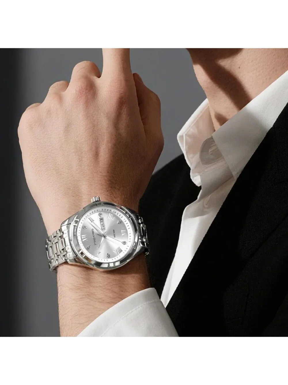 Men's Silvery Classic Quartz Watch Stainless Steel Diamond Dial Wrist Watches